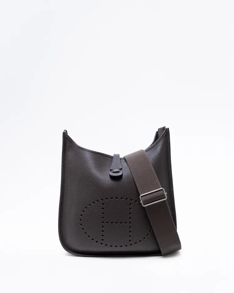 HomeHow It WorksClub PerksApply nowMerch Shop | Vivrelle