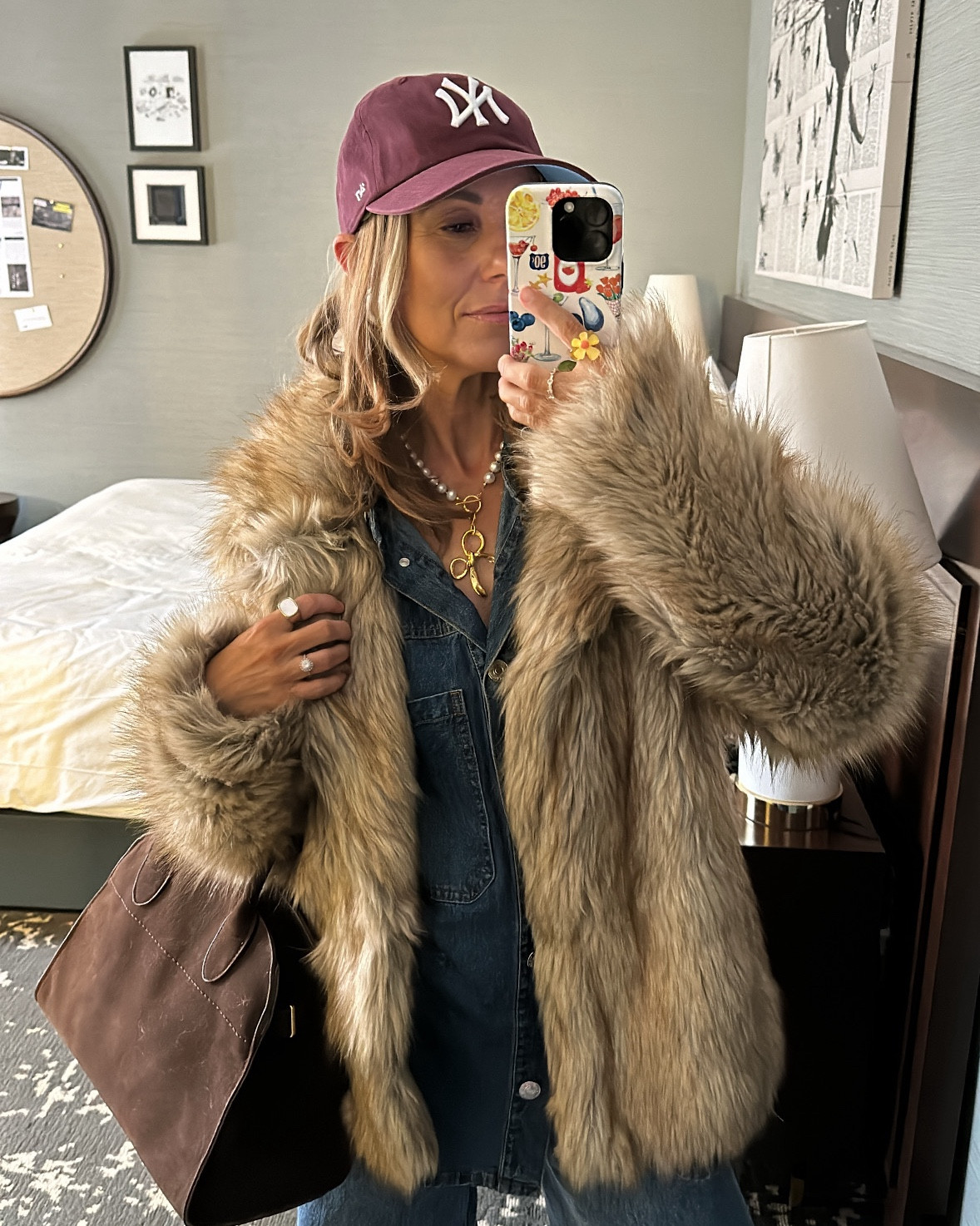 Last nights outfit
Jacket size 20
Denim top size small
Levis jeans size 0


#LTKSaleAlert #LTKFindsUnder50 #LTKStyleTip