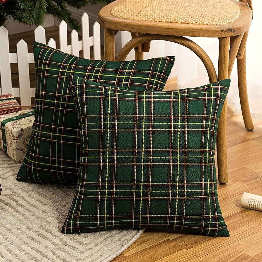 Pack of 2 Christmas Plaid Decorative Throw Pillow Covers Scottish Tartan Cushion Case for Farmhou... | Amazon (CA)