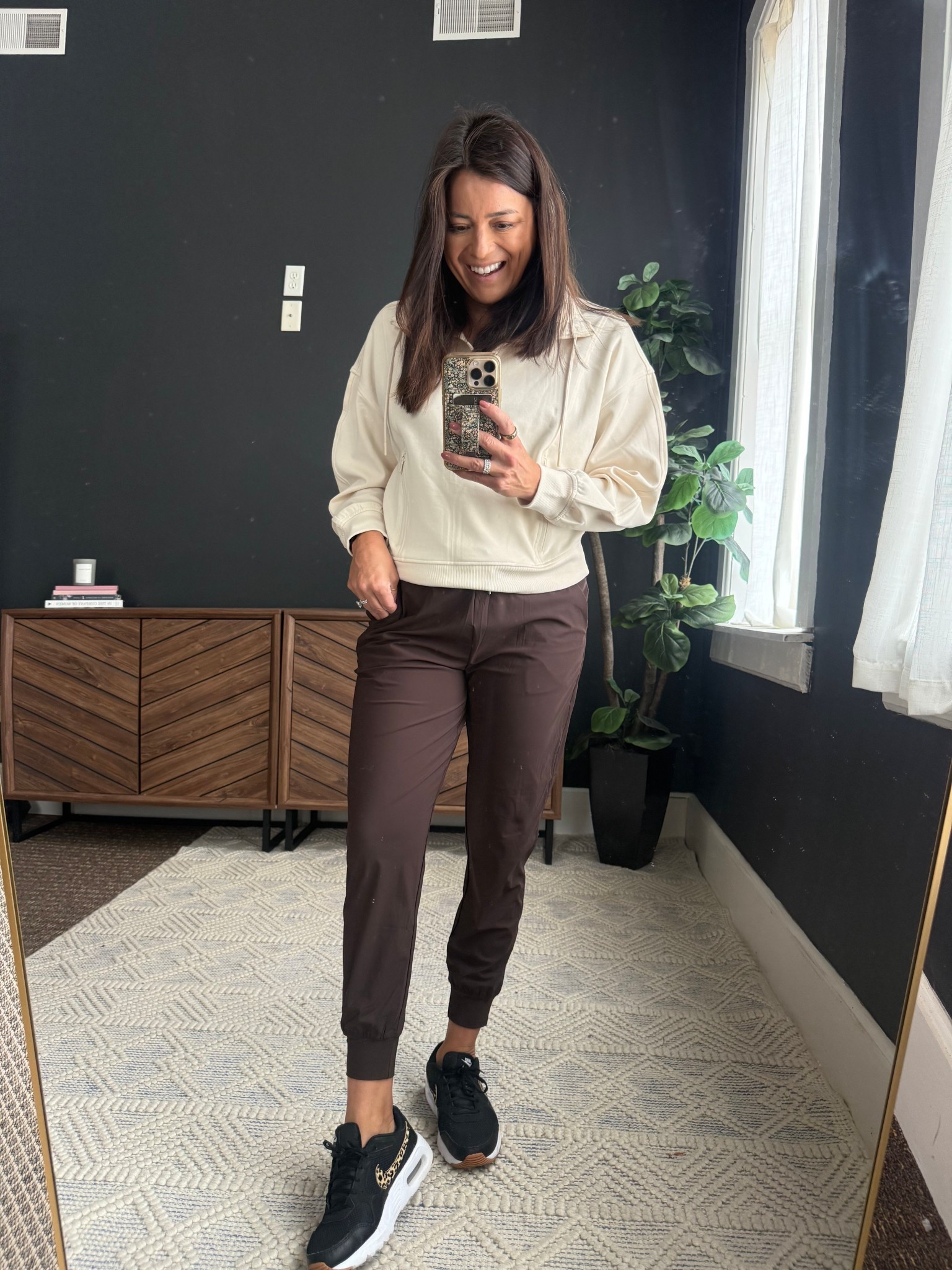 Anything that’s dark brown 🤎 this season. I got these high waisted joggers from Old Navy. I did size down one to a small! The top is my TTS medium. 

#LTKStyleTip #LTKActive #LTKFindsUnder50