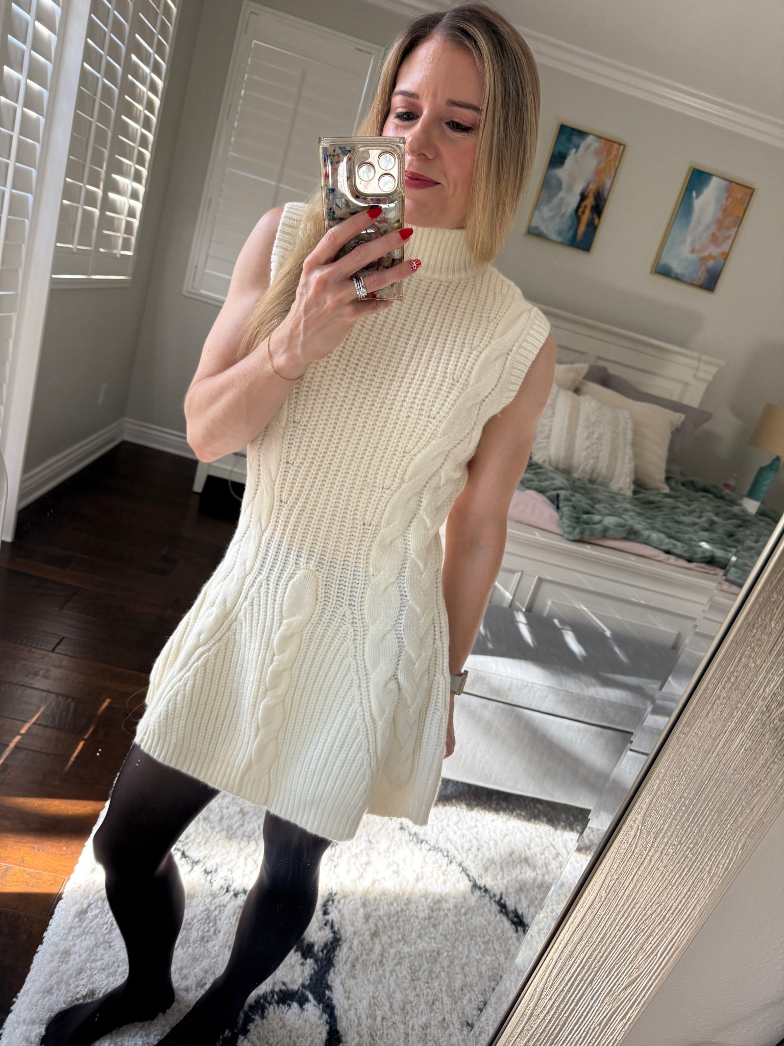 Cute and cozy 

#LTKHoliday #LTKGiftGuide #LTKootd