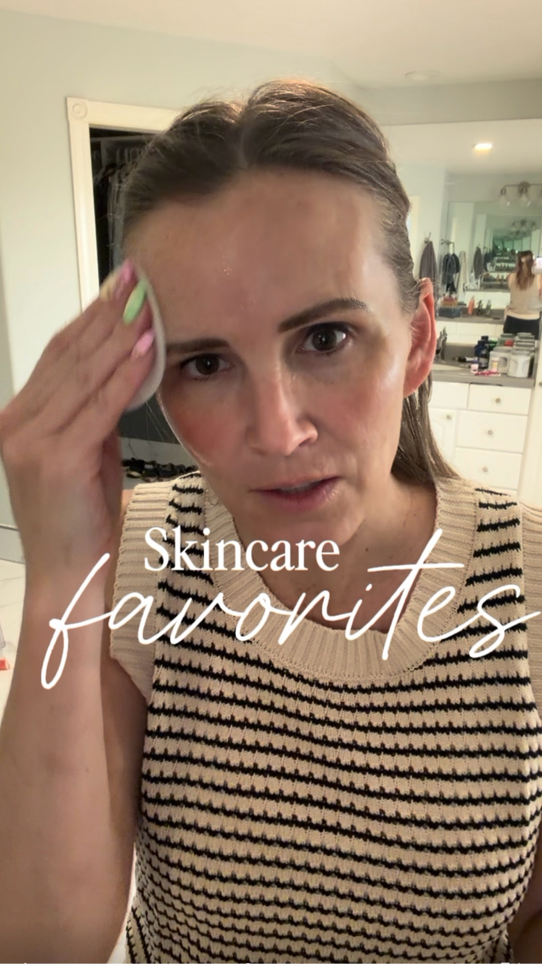 My current skincare favorites that keep my skin smooth, hydrated, and glowing ✨ these are on repeat in my routine #skincarefavorites #summerfridays #glowingskin #skincareroutine #beautyfinds #selfcareessentials #hydratedskin #skincareobsessed #ltkbeauty #pinterestbeauty #tiktokbeauty #amazonbeautyfinds
