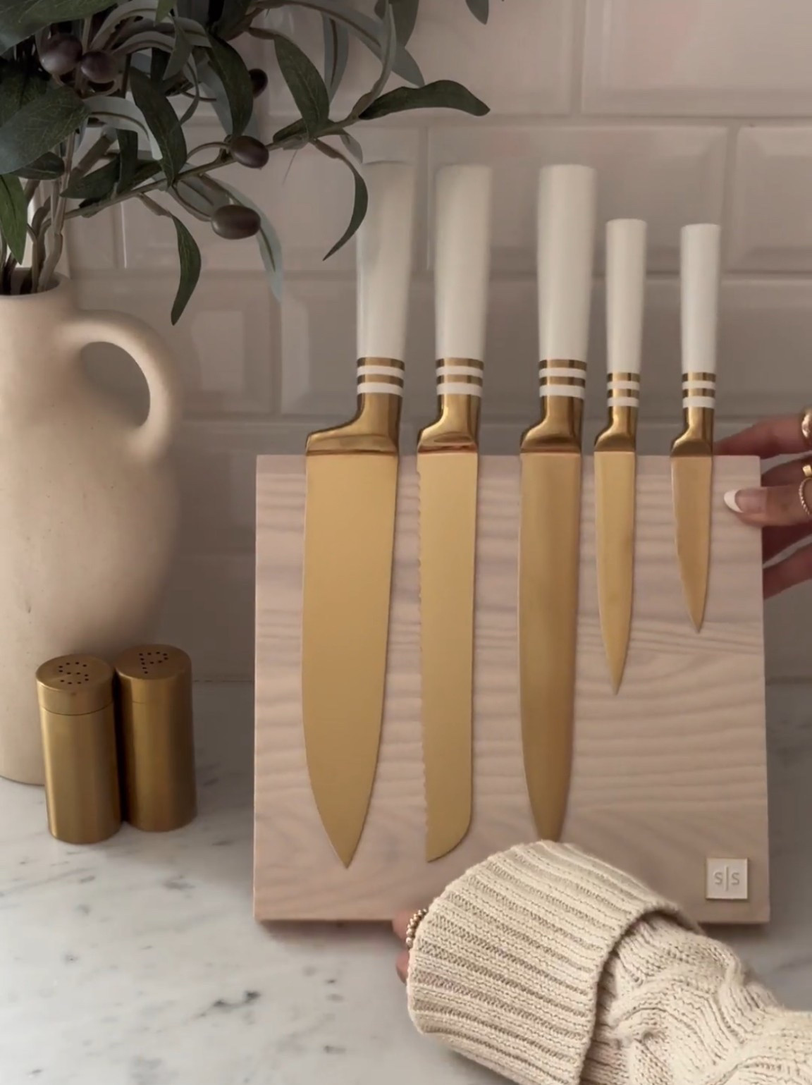 Scroll to shop!! Follow for more!!! Xo! ✨

#LTKHoliday #LTKHome #LTKGiftGuide