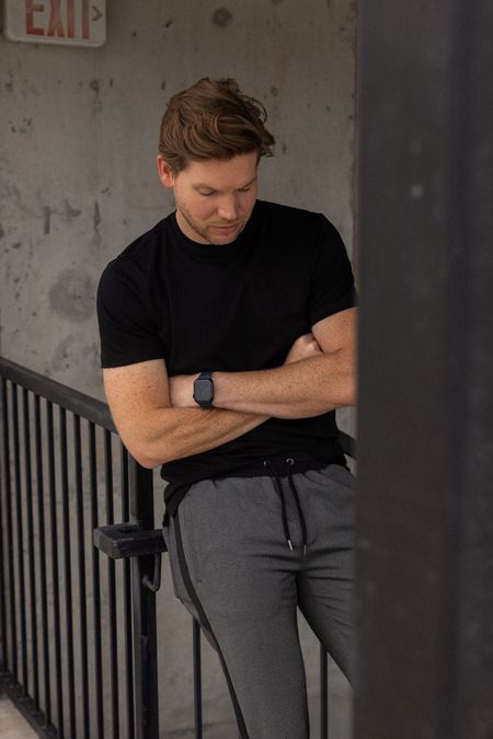 Everyday essentials for men. Contrast knit joggers and the p effect Pima cotton tee. All from @robertbarakett

#LTKGiftGuide #LTKmens #LTKfindsunder100