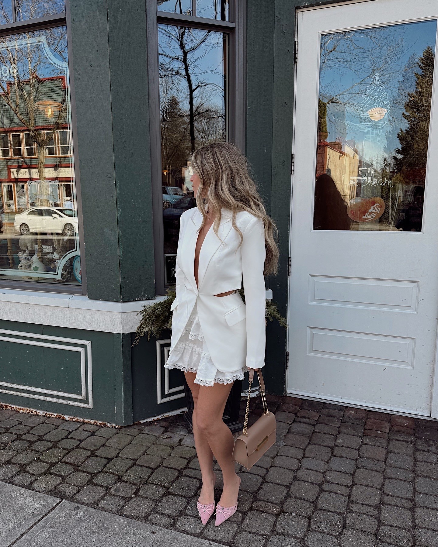 Spring in the air 🌸

#LTKShoeCrush #LTKSeasonal