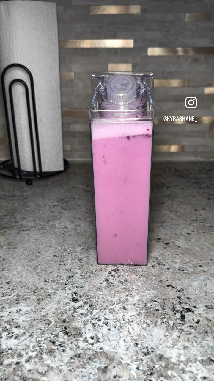 #StarbucksRecreation Dragonfruit Lavender iced latte



#LTKU #LTKVideo