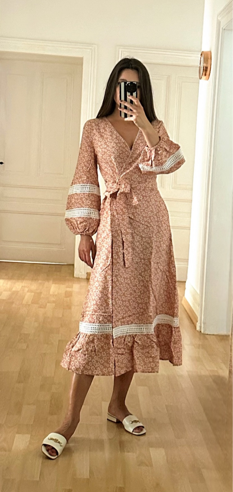 Habe gerade meine THE OUTNET-Bestellung erhalten. Dieses wunderschöne Maje-Kleid gibt es aktuell im Extra-SALE für 70€ (!).

#LTKstyletip #LTKdeutschland #LTKsummer