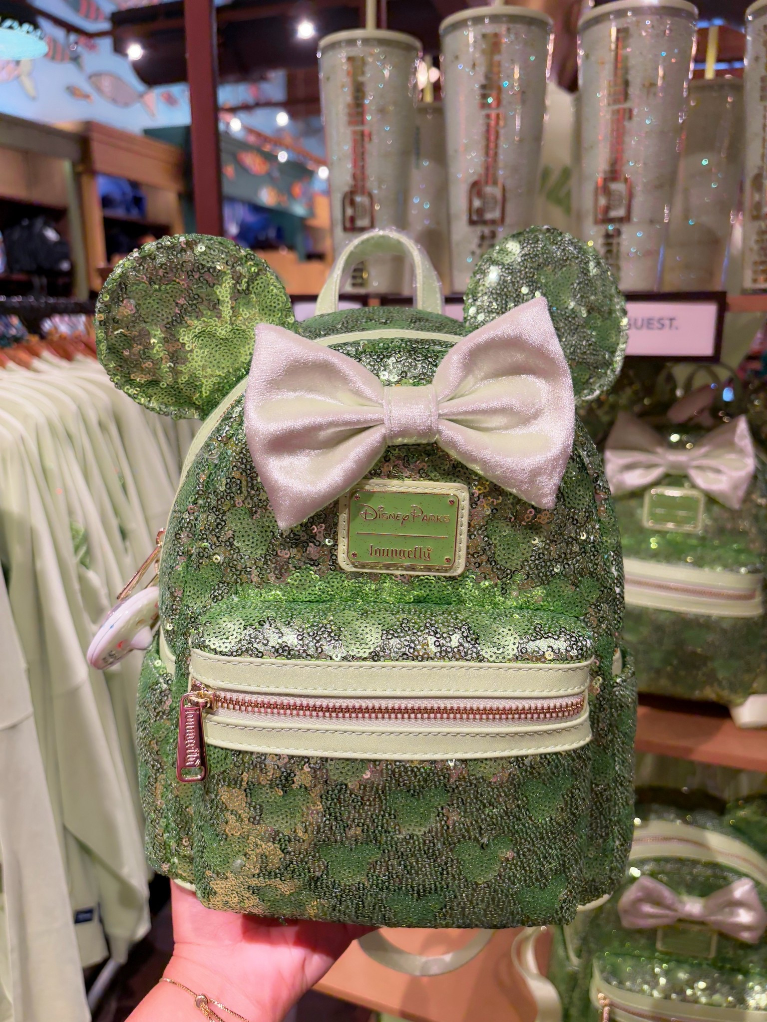 Official Tinkerbell Disney Merch ✨💚

#green #tink #tinkerbell #loungefly #purse #backpack #tumblet #disney #disneymerch #headband #ears #disneyears

#LTKGiftGuide #LTKFestival #LTKSeasonal