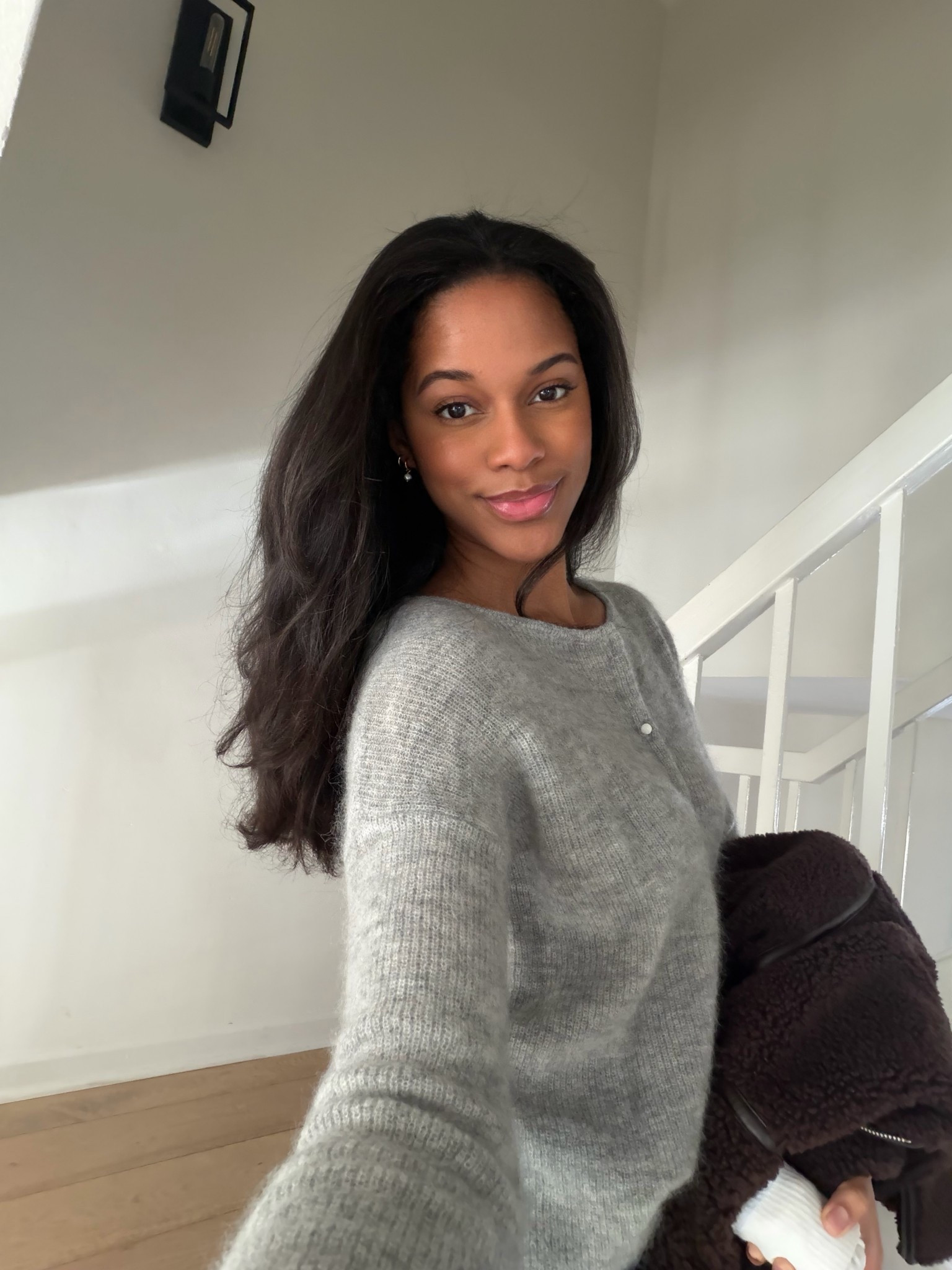 The coziest sweater! I also have it in red 🤍

#LTKootd