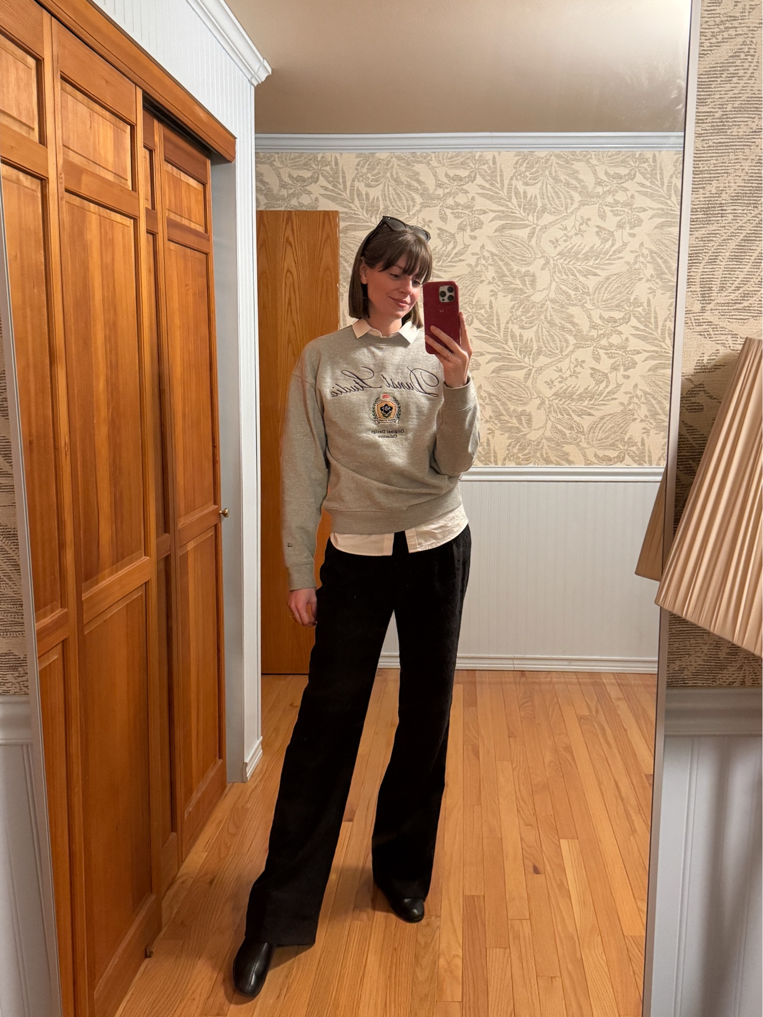 What I wore to work
Women in stem
Casual corporate outfit 
Elevated basics
Neutral outfit
Turquoise accessories
Favorite daughter favorite pant 
Pipe and row sweatshirt outfit