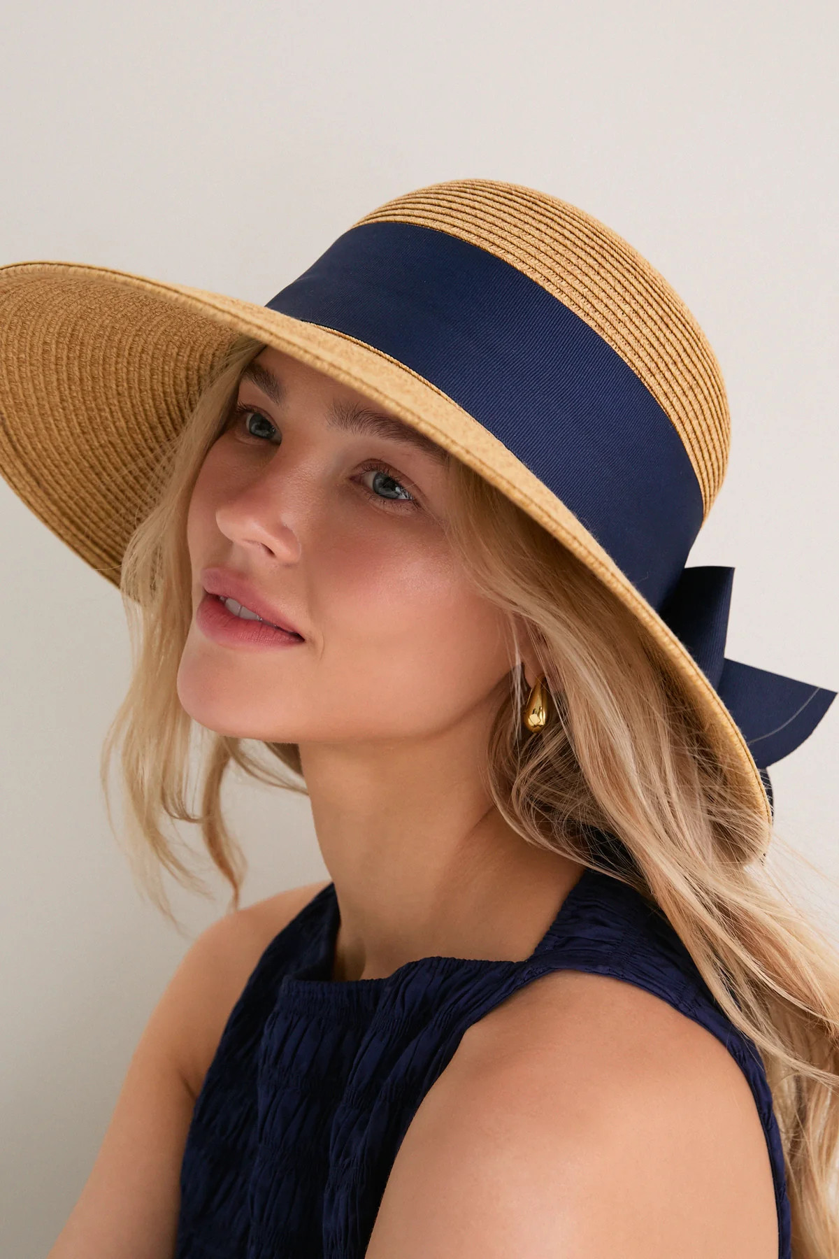 Exclusive Navy Packable Wide Bow Sunhat | Tuckernuck (US)