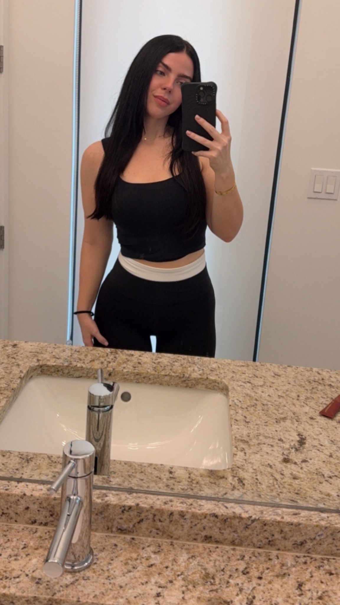fav workout set & phone case! 🤍

#LTKStyleTip #LTKFindsUnder100 #LTKActive