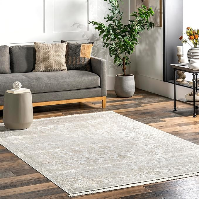 nuLOOM Elyse Vintage Floral Fringe Area Rug, 7'6" x 9'6", Ivory | Amazon (US)