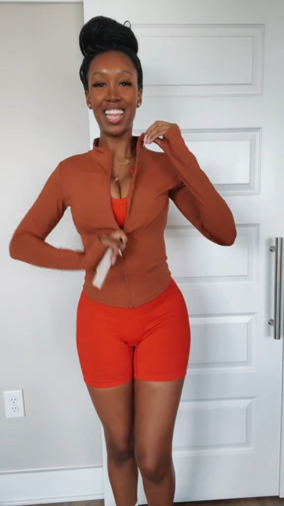 Get active + look snatched. 

#LTKActive #LTKVideo #LTKfindsunder50