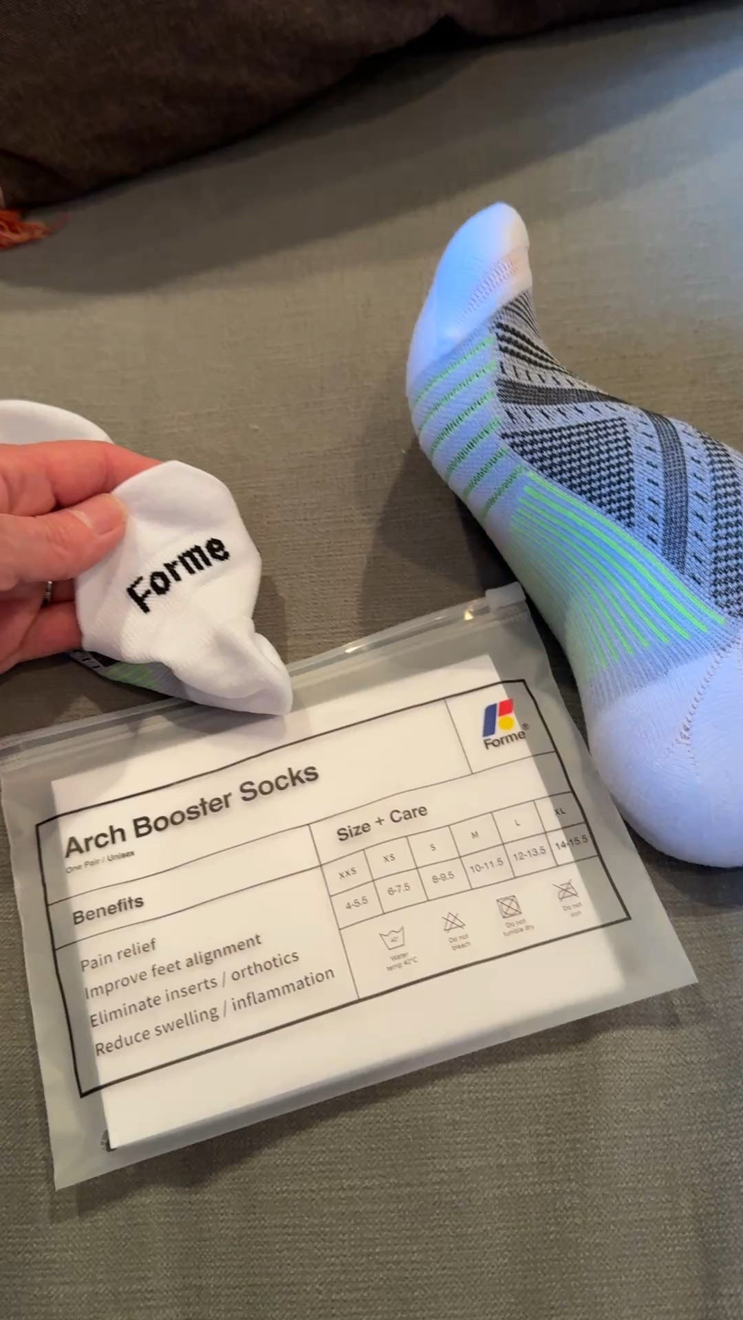 Socks that support your arches! If between sizes, size down so that you get a good snug fit. #archsupport #happyfeet #socks

#LTKmorningroutine #LTKActive #LTKselfcare