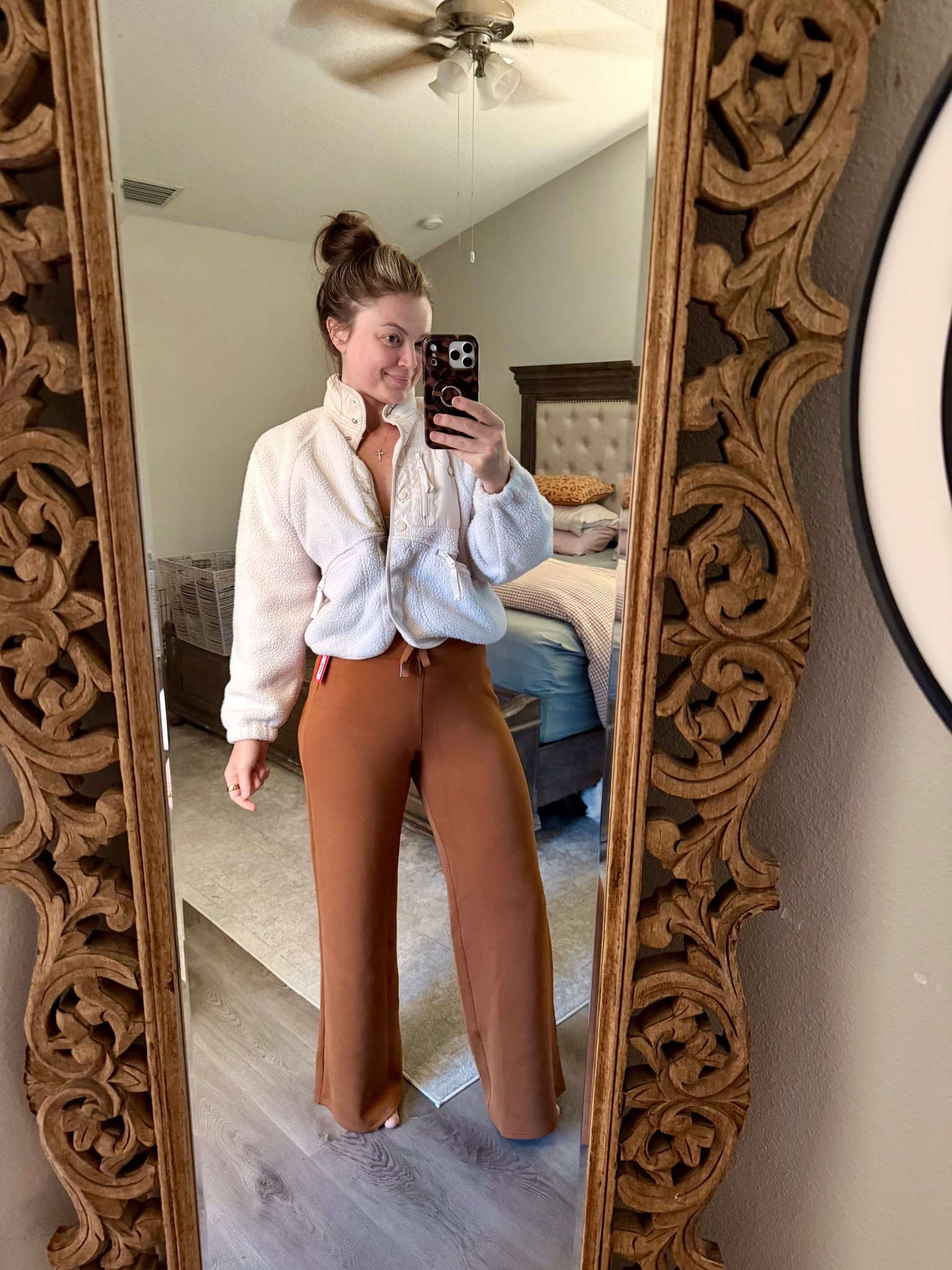 THESE PANTS YALL. Has anyone ever tried the Spanx air essentials line?! Oh my lawddddd they’re so good and soft and comfy! Perfect for a daylight today where Berk and I maybe got two hours of sleep. 

I’m gonna link them below, this color is GORGGGGG! But discontinued, I’m gonna grab black! 
I’m wearing a size small ( a bit too small for me ) they’re brand new if anyone wants to grab them from me so I can size up! 😍

#LTKSaleAlert #LTKHoliday
