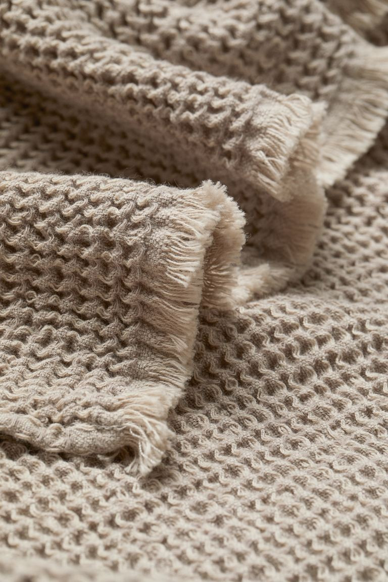 Waffled Hand Towel | H&M (US + CA)