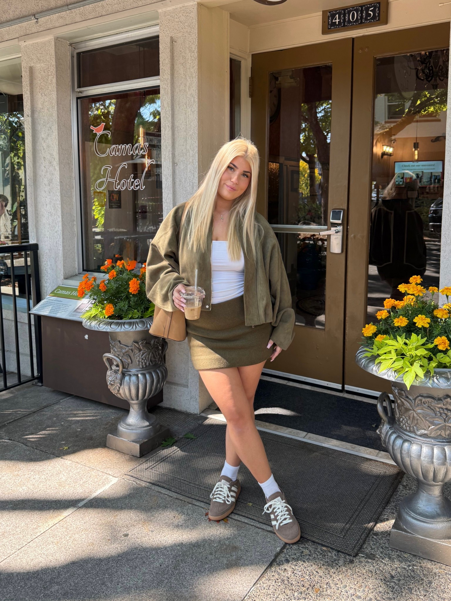 olive green for fall 🫒 


#LTKSaleAlert #LTKSeasonal