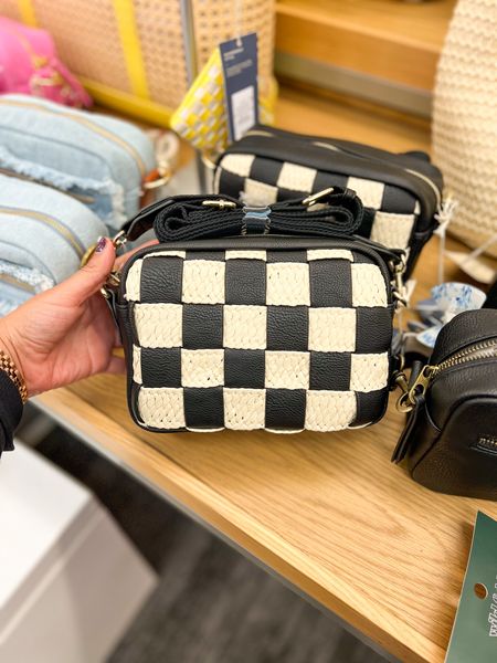 New bags from Target 

Target style, Target finds, trendy finds 

#LTKfindsunder50 #LTKstyletip #LTKitbag