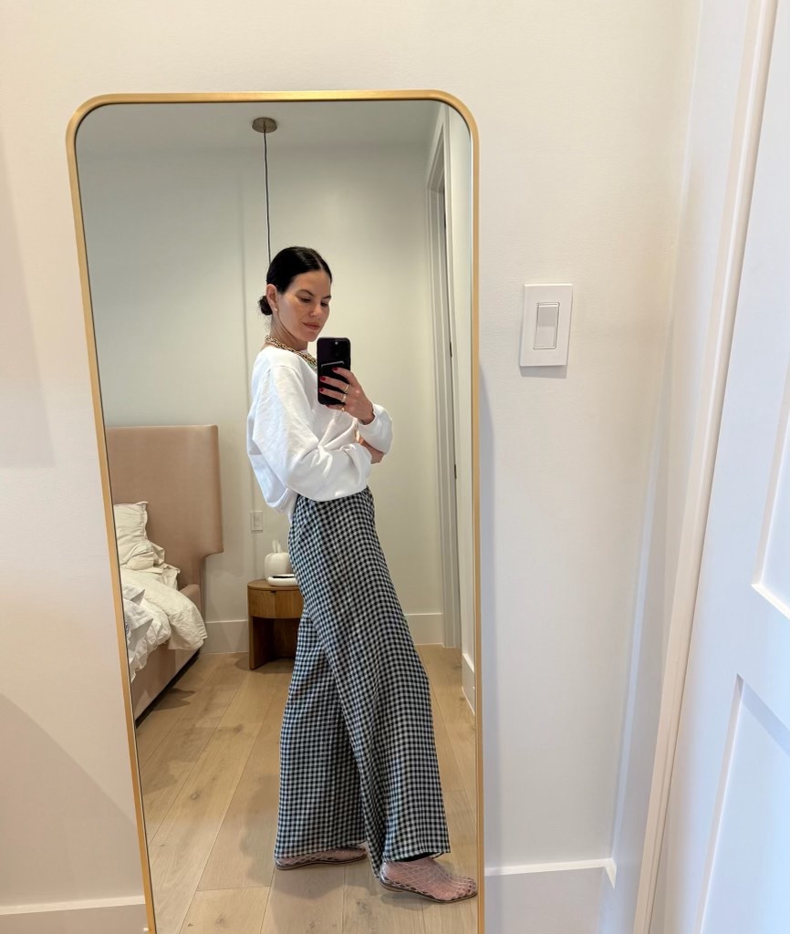 Comfy Casual OOTD

Women’s fashion, summer fashion, summer style, summer outfits, summer outfit inspo, summer ootd, trendy fashion, chic style, mom style, Miami fashion 



#LTKStyleTip #LTKSummerEdit