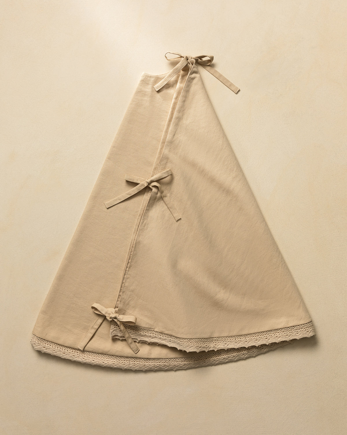 Crochet Edge Tree Skirt | McGee & Co. (US)