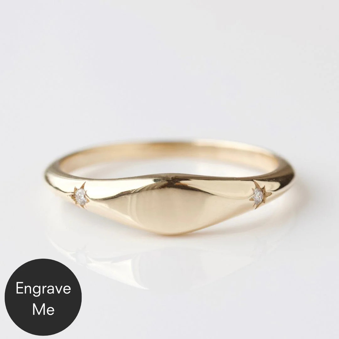 Star Set Diamond Signet Ring | Carrie Elizabeth