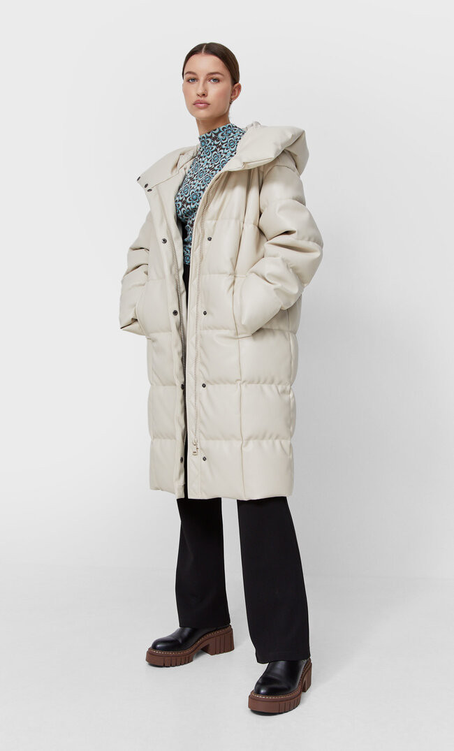 Long faux leather puffer coat - Women's fashion | Stradivarius United Kingdom | Stradivarius (UK)