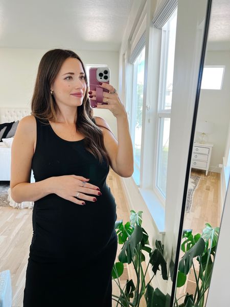 3rd trimester dresses I’ve been loving! Both fit TTS in my opinion. Love that they’re made with organic cotton too. I’m telling you, they are so soft and comfortable !

#LTKunder100 #LTKbump