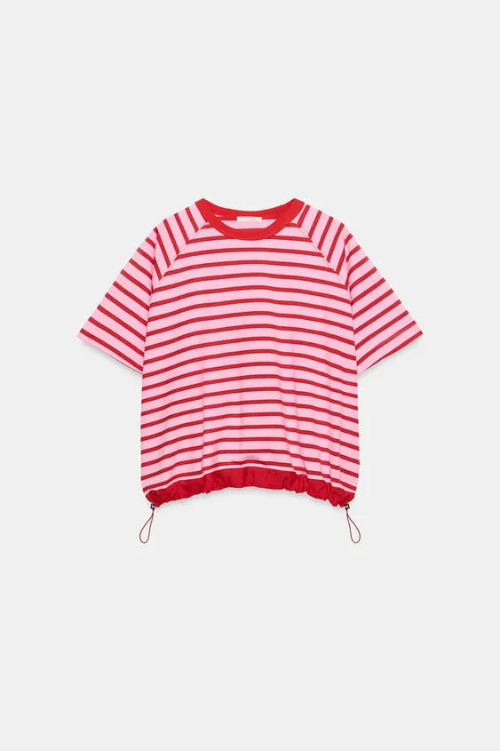 OVERSIZED FIT - ROUND NECK - SHORT SLEEVEST-shirt crafted from 100% cotton yarn. Features a round... | Zara US