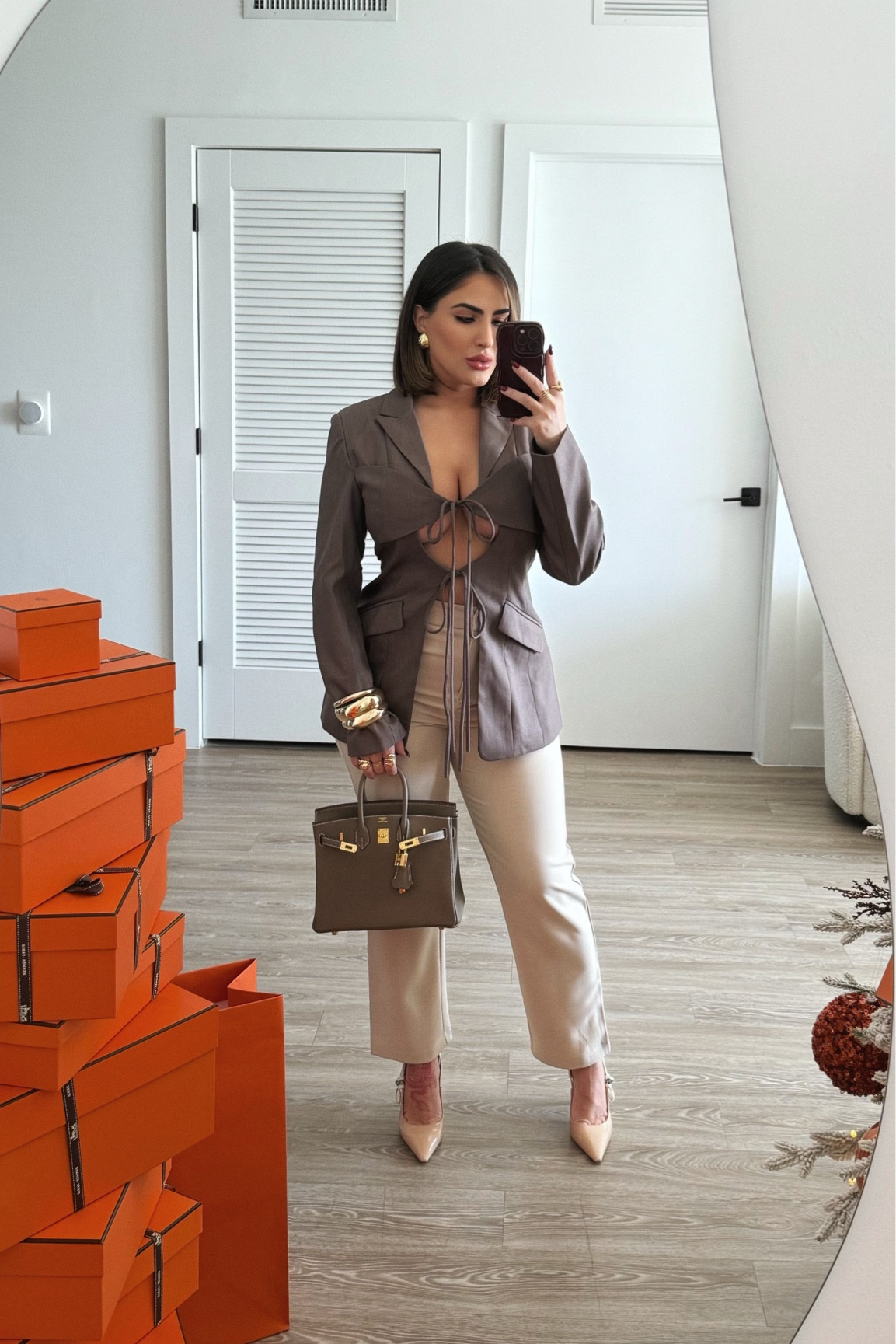 Brunch date 🤎 top is from Diva Boutique! 

#LTKOver40 #LTKSeasonal #LTKStyleTip