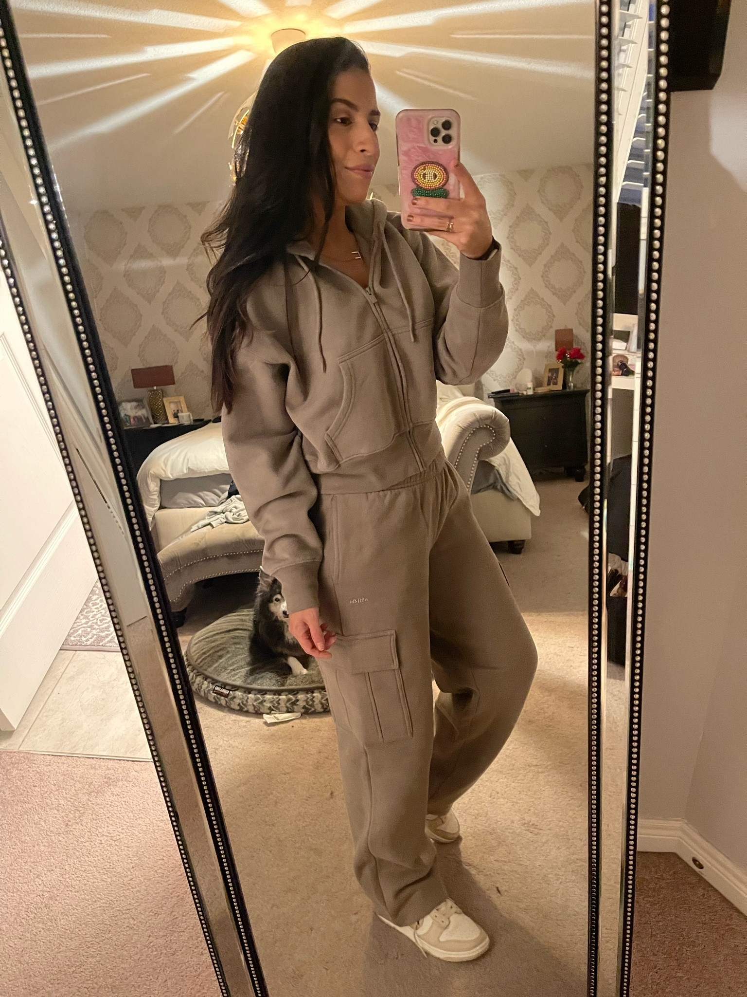 Great gift 🎁 for a special someone or You!!! You are special too 😜 

Obsessed with this Modern taupe colour in the cozy mega cargo sweatsuit and the boyfriend boxy!! This is such a comfortable loungy but also slightly dressy look. Wore this to a vanderpump viewing party #aritzia #megacozysweat 

#LTKfindsunder100 #LTKMostLoved #LTKGiftGuide