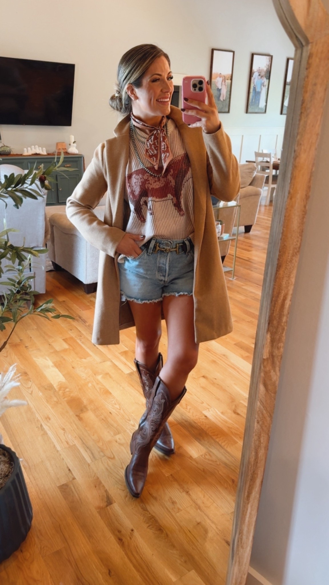 Pumpkin patch OOTD! 

Cow sweater is from Southern Elegance SC Boutique!

#LTKStyleTip #LTKSeasonal