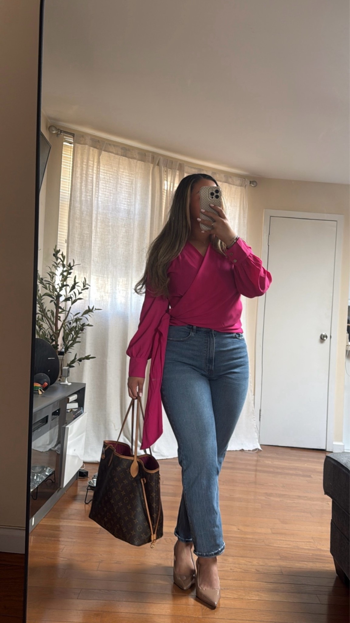 Happy Casual Friday 👖💖

#LTKootd #LTKWorkwear #LTKMidsize