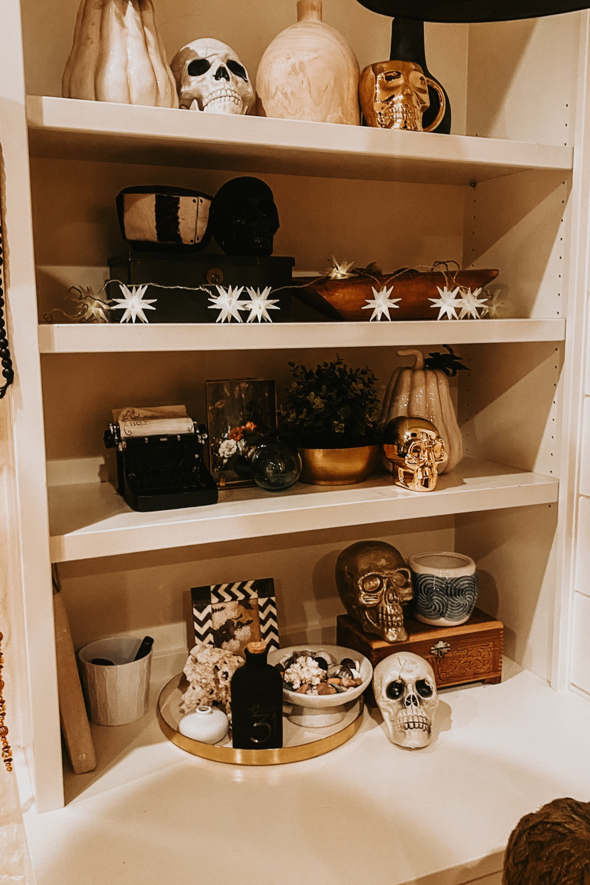 Halloween Decor

#LTKHalloween #LTKHome #LTKSeasonal