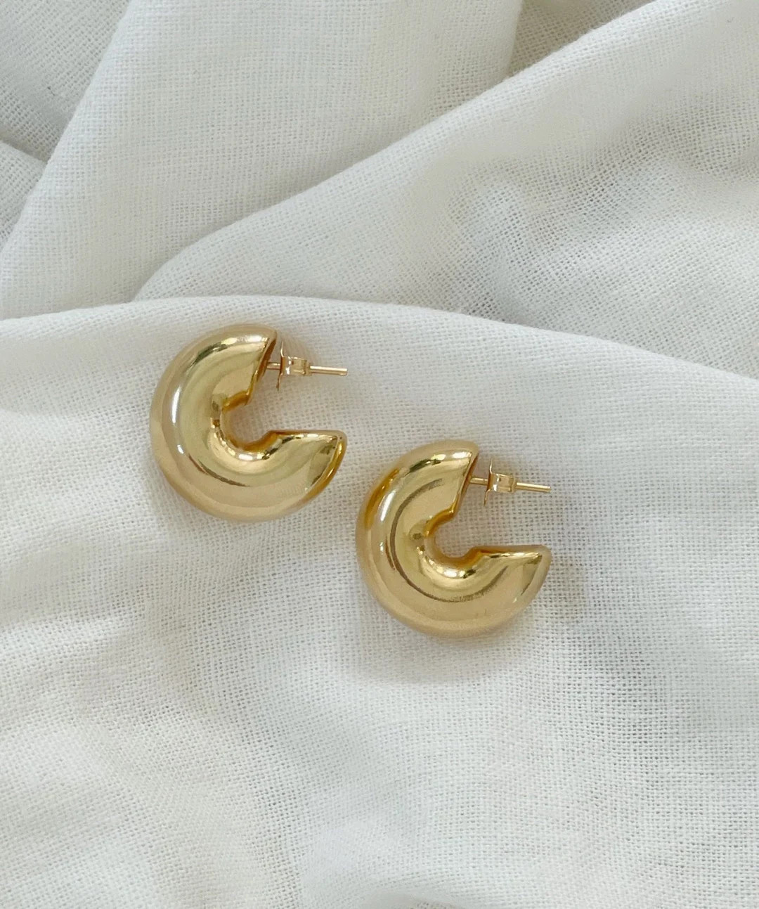 Thick Gold Hoop Earrings 18k Gold Hoop Gold Thick Hoops - Etsy | Etsy (US)