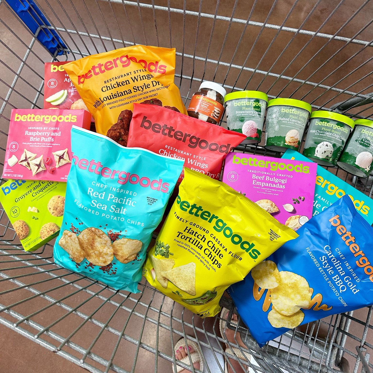 Stepping up our hosting game with Bettergoods at Walmart! This new grocery line is filled with delicious, and easy, appetizers, chips, dips, pizzas, wings....everything you need to feed a crowd! Perfect for the upcoming holiday season too! I linked some of our favorites from the line here! #walmartpartner @walmart #bettergoods 
.


#LTKFamily #LTKKids #LTKHome