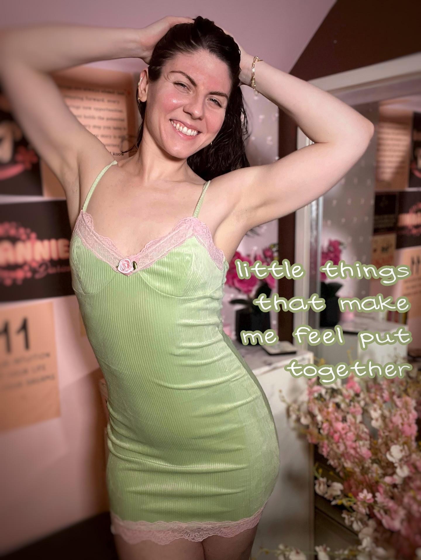 sometimes it’s the smallest things that make me feel put together ✨ #NativePartner

a shower that wakes me up, deodorant that last all day, and a routine that takes maybe 5 to 10 minutes, but makes me feel so refreshed and ready for the day ahead

lately I’ve been using a few products from native and honestly, they’ve become a part of my every day routine

nothing groundbreaking… Just a few details that make life a little easier 

@influenster @native #complimentary #GiftedbyNative #CucumberMintDeoSpray