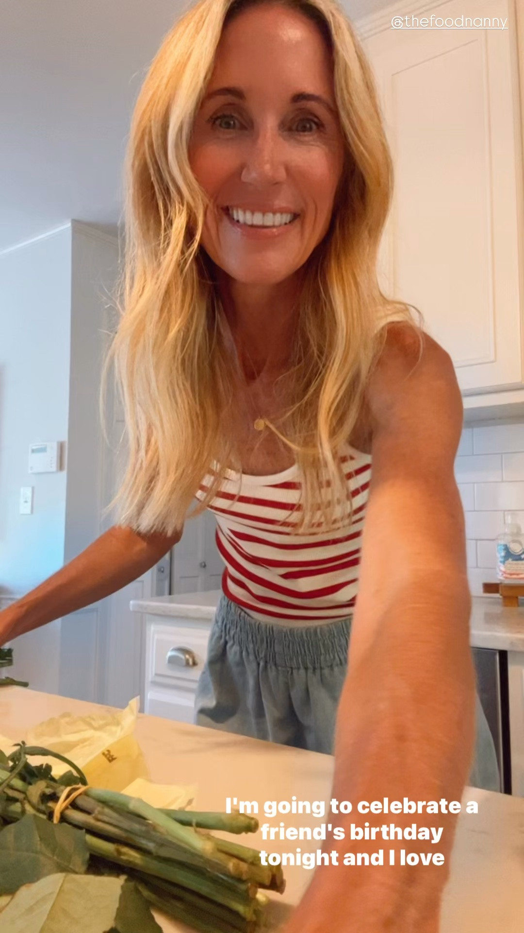Fresh flowers bring Life!✨
I’m learning how to make my arrangements last longer and look better🌺🌸🌻
I love a red stripe tank with light denim or white—
Especially a good time to get this combo if your school colors have red –Go Dawgs!

#LTKdayinmylife #LTKOver40 #LTKmomlife