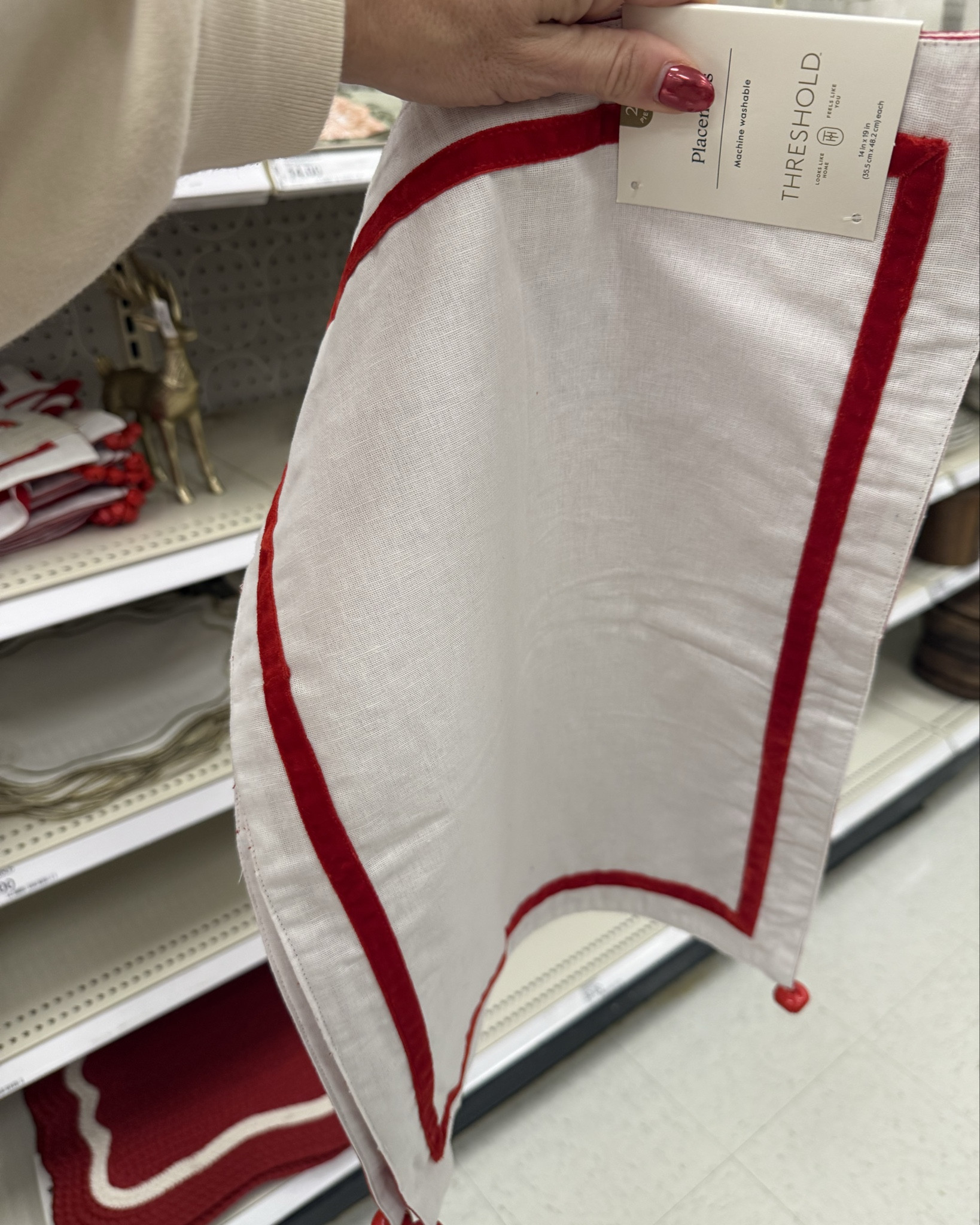 🌲Holiday hosting placemats! 

#LTKHome #LTKHoliday #LTKSeasonal