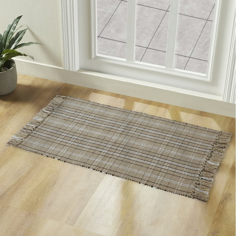 My Texas House Neutral Check Indoor/Outdoor Layering Rug, 24" x 38" - Walmart.com | Walmart (US)