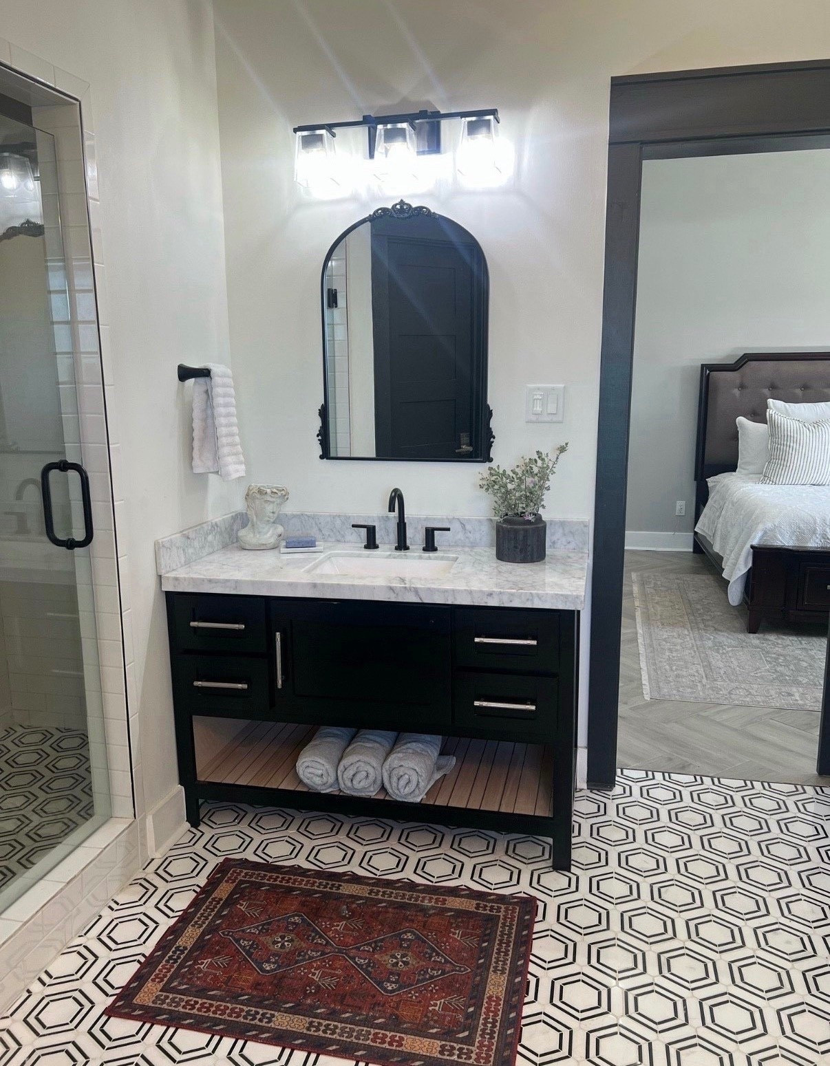 Bathroom Style
•
#blackandwhitebathroom #bathroom #hexagontiles #marbletile #mirror #blackmirror #brushednickelvanity #blackfaucet #silvercabinetpulls #pillows #quilt #throwpillows #bathmat #redreug #bathrug #vanitylught #faucet #bedroom #bathroom

#LTKhome #LTKFind #LTKstyletip

#LTKmorningroutine #LTKHome #LTKgrwm