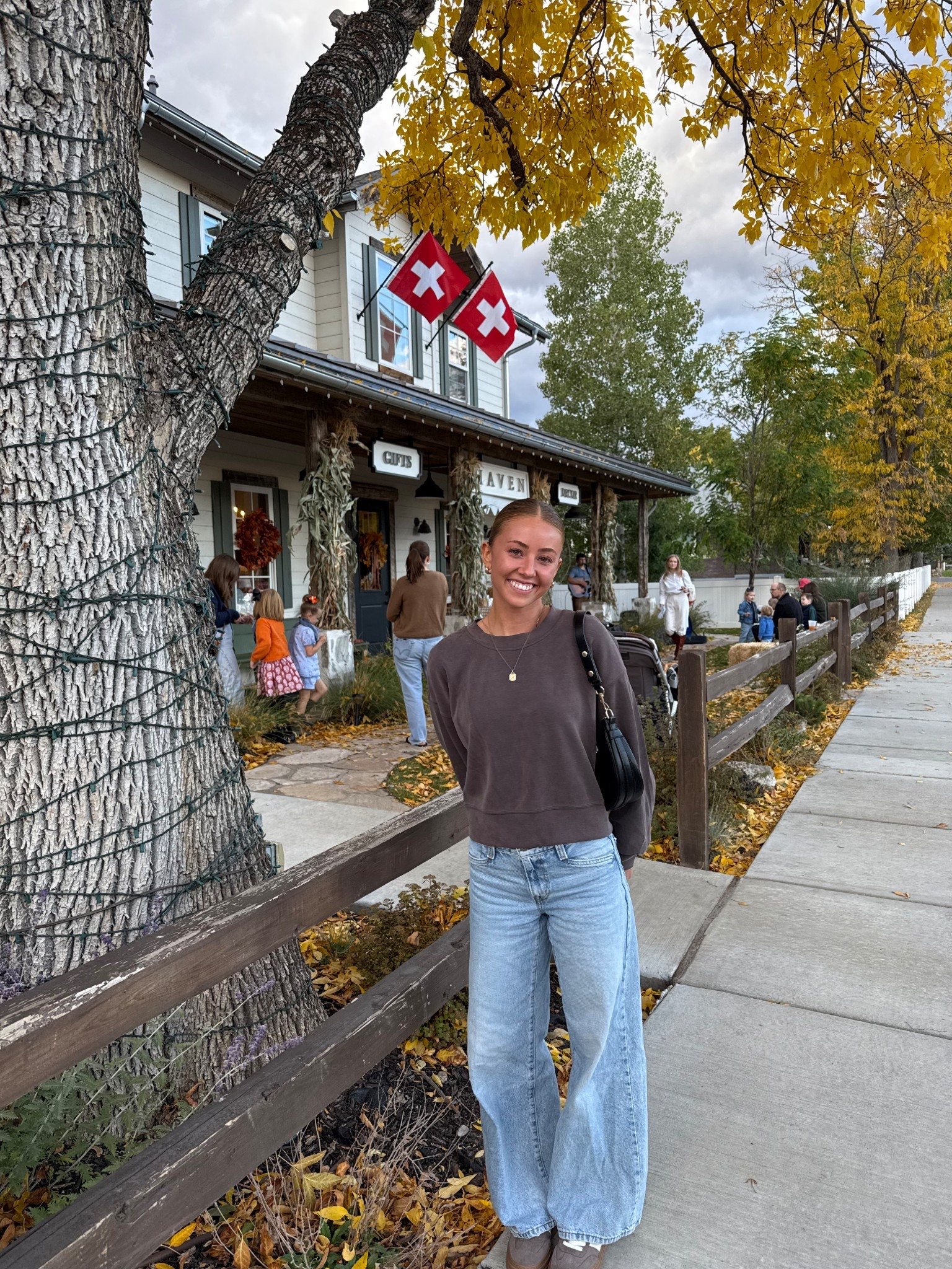 The jeans everyone is asking about!!