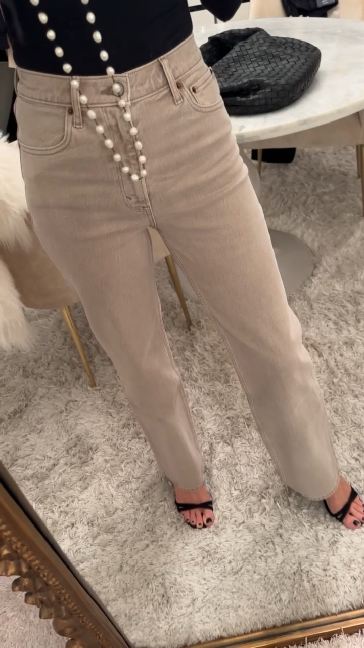 I love the fit and wash of these jeans and they're under $100✨ #StylinByAylin #Aylin

#LTKstyletip #LTKVideo #LTKbeauty