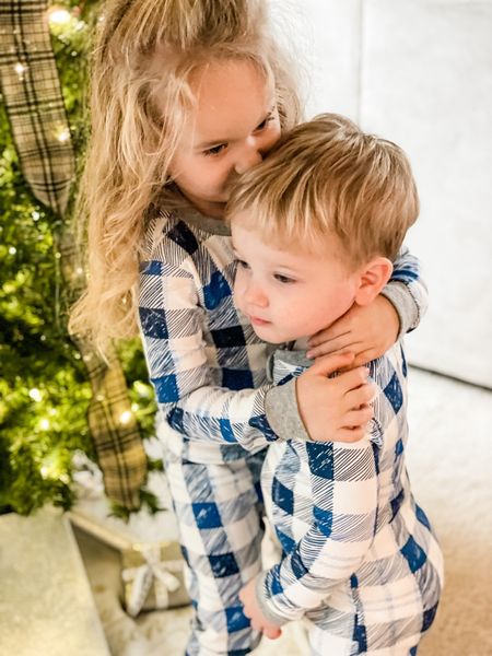 Loving these matching Christmas jammies! 

#toddlerjammies #toddlerchristmasoutfit #babyboyjammies #toddlergirlpajamas #christmas #matchingfamilypajamas #christmasjammies #famjams #toddlergirloutfit #toddlerboyoutfit #outfitinspo 