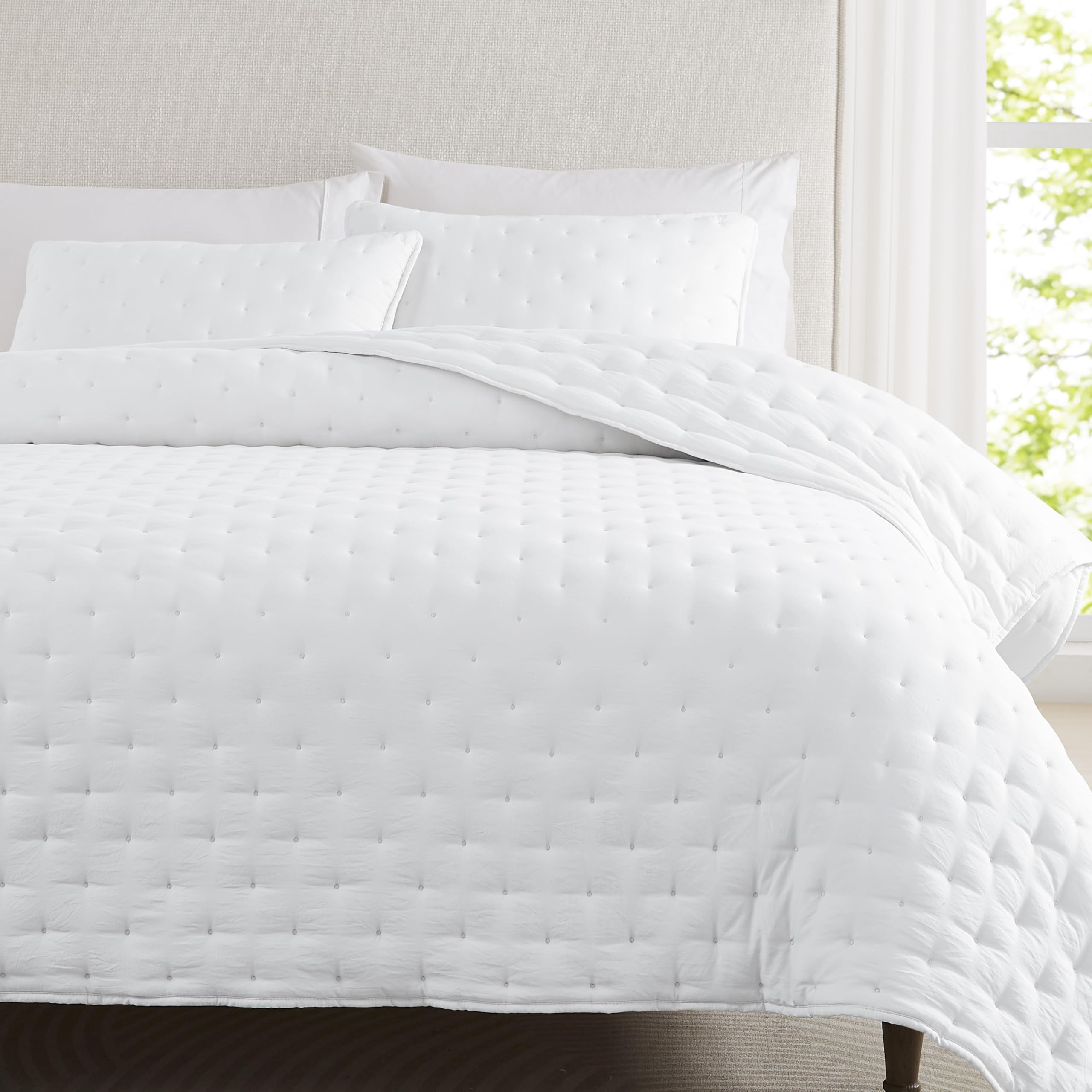 WDCOZY White Cloud Quilt Queen Size Bedding Set with Pillow Sham, Puffy Cozy Lightweight Bedsprea... | Amazon (US)