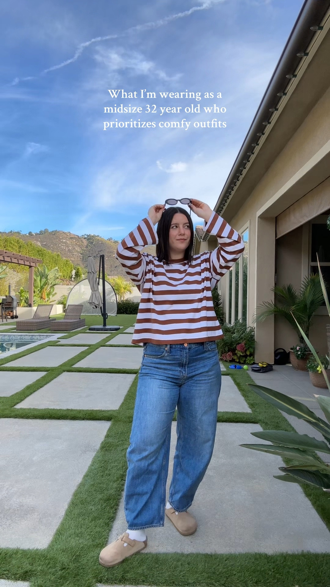 casual outfit of the day

midsize madewell gap barrel jeans striped shirt 

#LTKMidsize #LTKSeasonal
