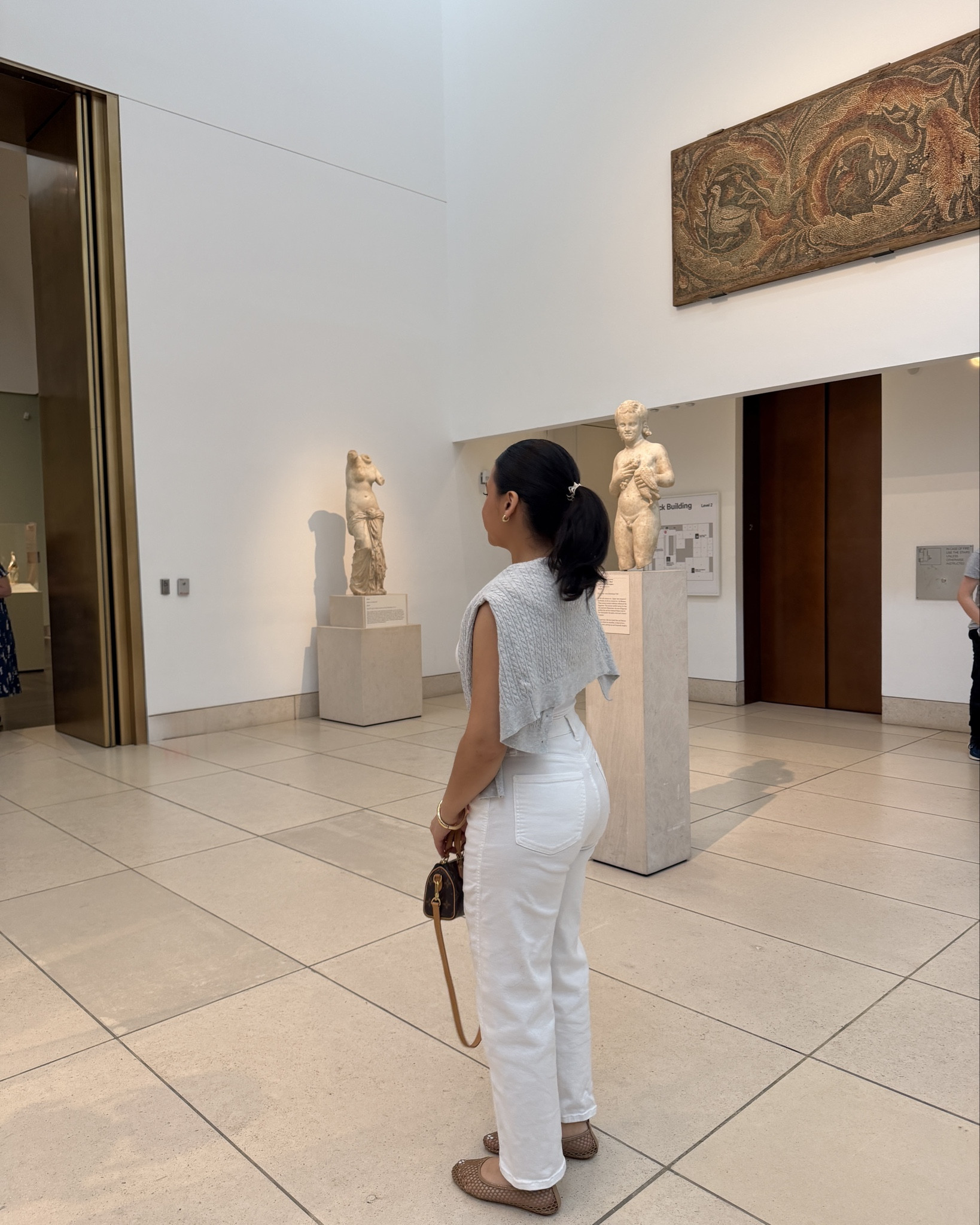 Jeans: 0 short 
Tank: small
Cardigan: xs 
Flats: 6.5 

#LTKdayinmylife #LTKootd #LTKgrwm