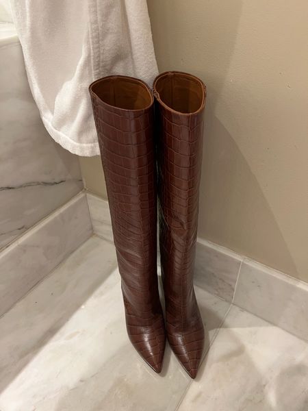 Croc effect boots (runs TTS, size 8, euro 38) color: caramel tone (also comes in dark brown and black)
Brown boots 
Fall outfit 
Designer boots 
Holiday outfit 



#LTKSeasonal #LTKshoecrush #LTKHoliday