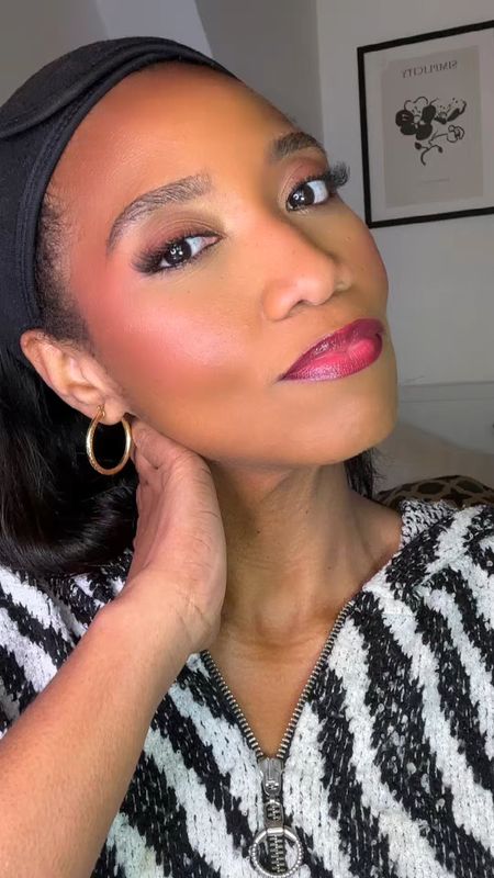 Bright blush & lips makeup

#LTKbeauty #LTKVideo #LTKeurope