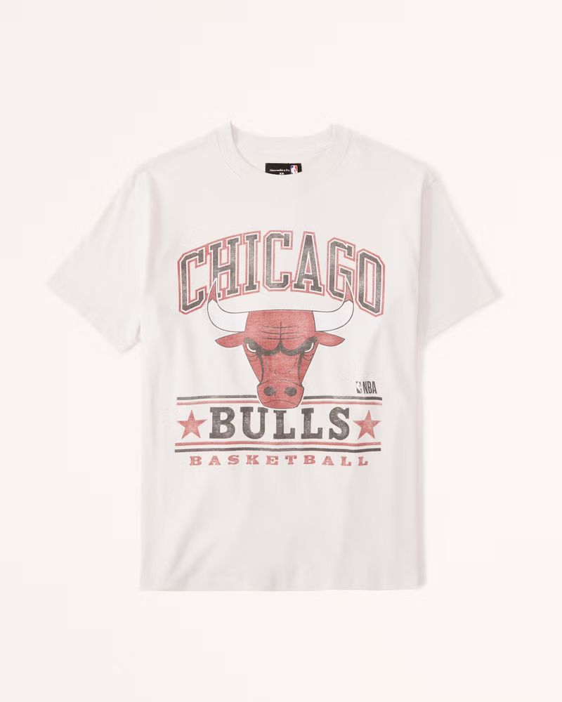 Oversized Boyfriend Chicago Bulls Graphic Tee | Abercrombie & Fitch (US)
